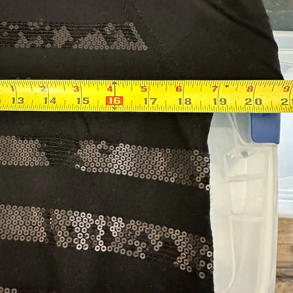 Banana Republic Sequined Striped Merino Wool 3/4 Sleeve Black Sweater Medium - Picture 15 of 16